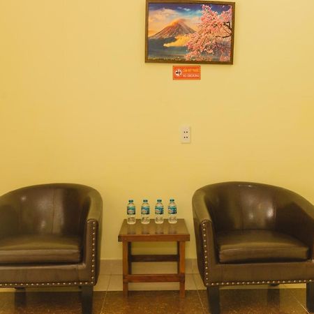 Thuy Trang Hotel 头顿 外观 照片